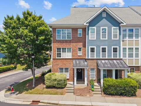 2001 Summerhouse Road, Cary, NC 27519