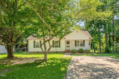 808 Kimpton Court, Fuquay Varina, NC 27526