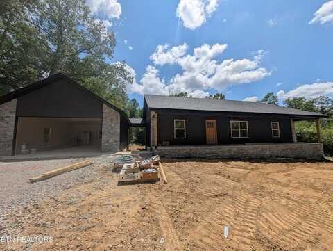 2759 Banner Springs Rd, Jamestown, TN 38556