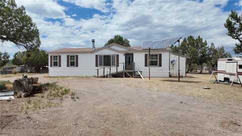 44050 W Fort Rock Road, Seligman, AZ 86337