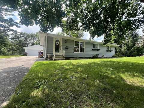 300 Mulford Drive, Oelwein, IA 50662