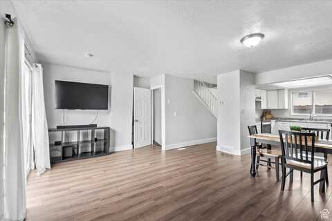 1325 S LINCOLN E, Ogden, UT 84404