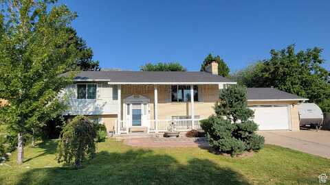 884 N ASH, Layton, UT 84040