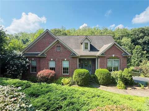 670 Lakeview Dr, Strabane, PA 15301