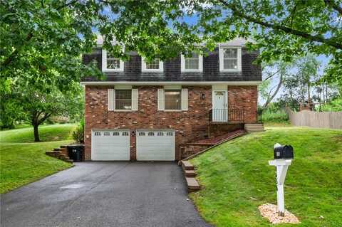 8456 Coventry Dr, McCandless, PA 15101