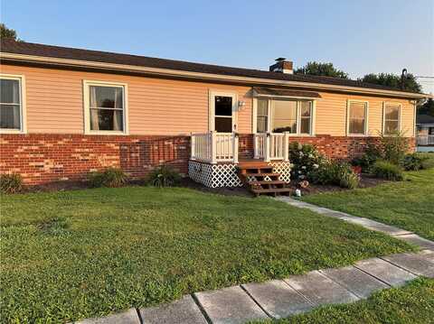 160 Derbytown Rd, Derry, PA 15650