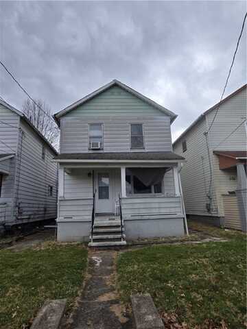1127 Hamilton Ave, Farrell, PA 16121