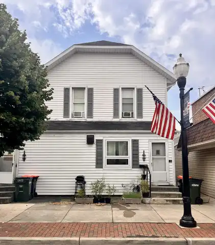 122 E Main Street, Versailles, OH 45380