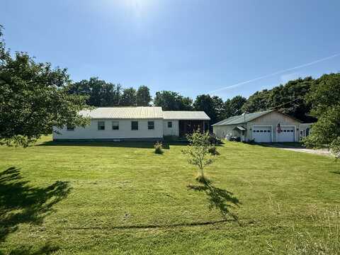 821 County Line Road, Chateaugay, NY 12920
