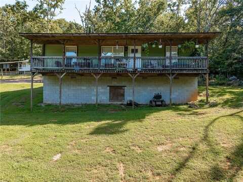 926 Barton Hill LN, Mountainburg, AR 72946