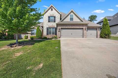 702 SE Eaton ST, Bentonville, AR 72712