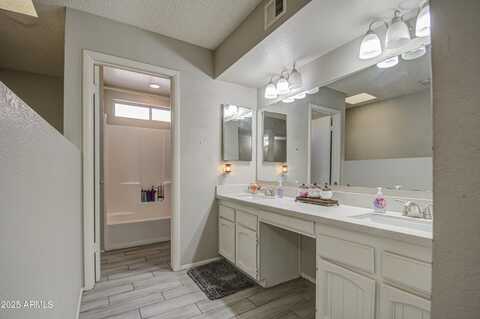 4608 W MARYLAND Avenue, Glendale, AZ 85301