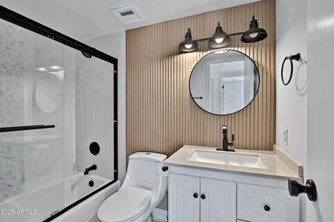 8017 E GLENROSA Avenue, Scottsdale, AZ 85251