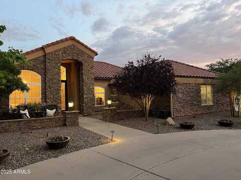 2107 E PARK Avenue, Gilbert, AZ 85234