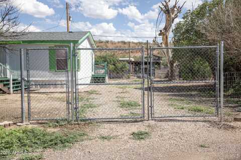 522 E NAVAJO Street, Huachuca City, AZ 85616
