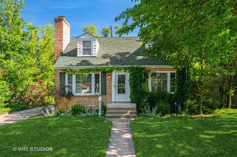 654 Elder Lane, Deerfield, IL 60015