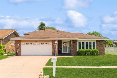10927 S. Circle Drive, Palos Hills, IL 60465
