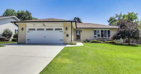 361 Everett Avenue, Crystal Lake, IL 60014