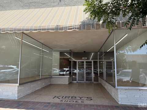 1208 Main Street, Delano, CA 93215