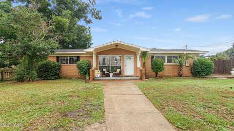 210 Poinsettia Drive, Panama City Beach, FL 32413
