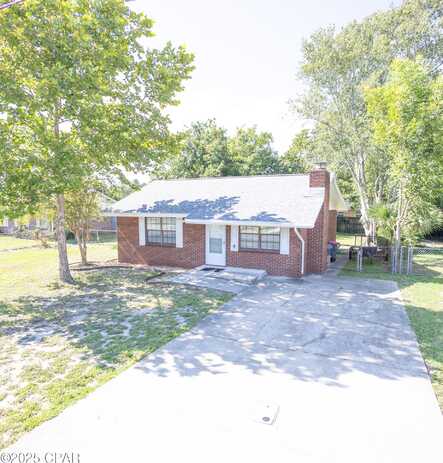 135 Heather Drive, Panama City Beach, FL 32413