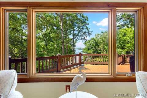 6 Crocker Court, Lake Ozark, MO 65049