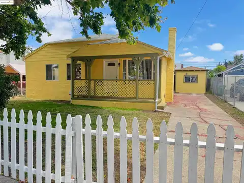 528 LA PRENDA DRIVE, Oakland, CA 94603