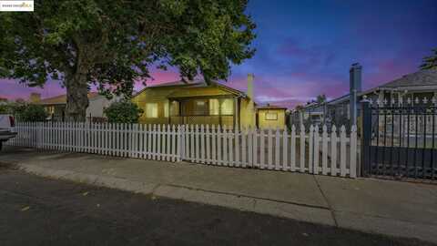 528 LA PRENDA DRIVE, Oakland, CA 94603