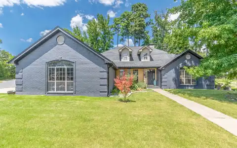 101 Marseille Drive, Maumelle, AR 72113