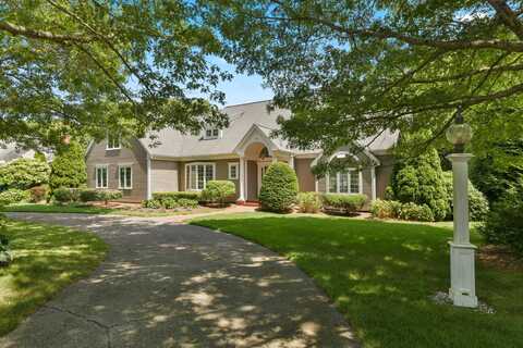 171 Flume Avenue, Marstons Mills, MA 02648