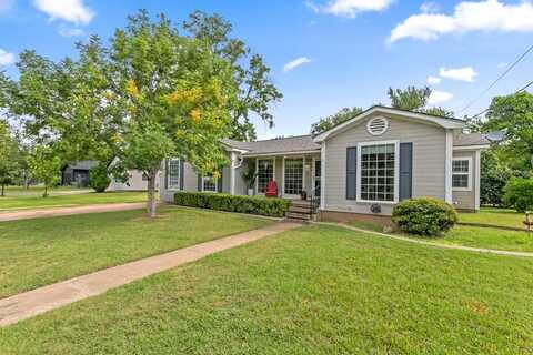 304 Hackberry St, Fredericksburg, TX 78624