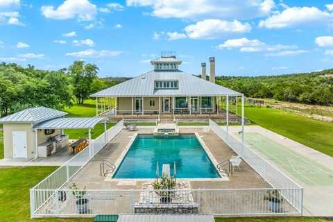 834 Northwood Hills Dr, Fredericksburg, TX 78624