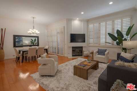 11636 Montana Ave, Los Angeles, CA 90049