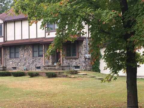 64 DUNSBACH Road, Halfmoon, NY 12065