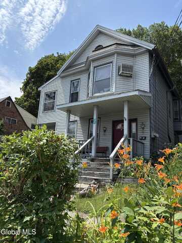 5 Grotto Court, Watervliet, NY 12189