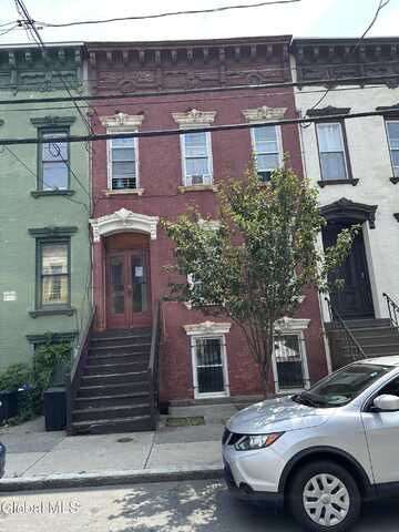 116 Lark Street, Albany, NY 12210