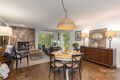 217 Juniper Lane, Hendersonville, NC 28739