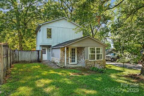 609 Maple Street, Brevard, NC 28712