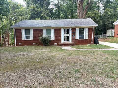3900 Crestridge Drive, Charlotte, NC 28217