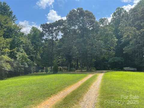 5790 Summer Lane, Cherryville, NC 28021