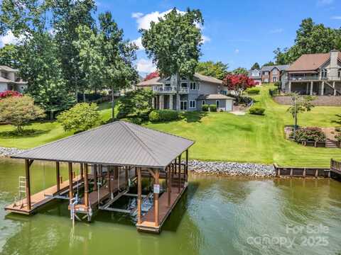 231 Charlotte Ann Lane, Hickory, NC 28601