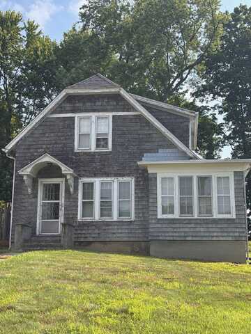 7 Benson Road, Bethel, CT 06801