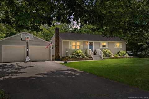 28 Damon Heights Road, East Lyme, CT 06357