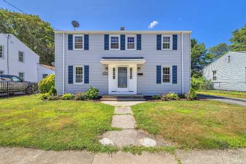 132 Hawthorne Drive, New London, CT 06320