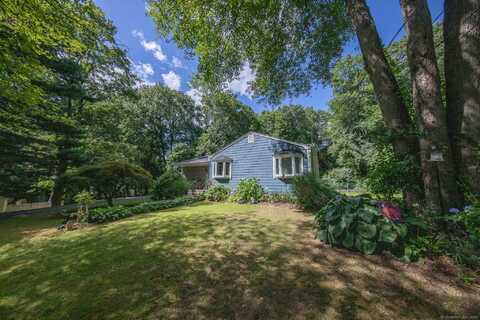 12 Josan Drive, Waterford, CT 06385