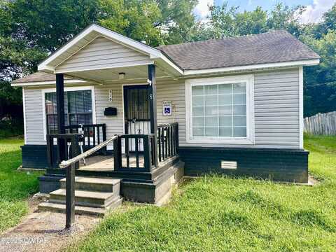 510 Barnes Drive, Trenton, TN 38382