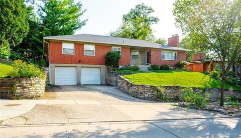15 Shafor Boulevard, Oakwood, OH 45409