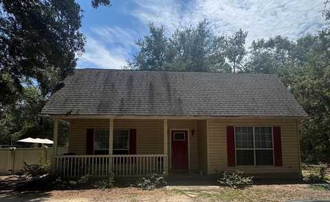 35 Fawn Lane, Douglas, GA 31535