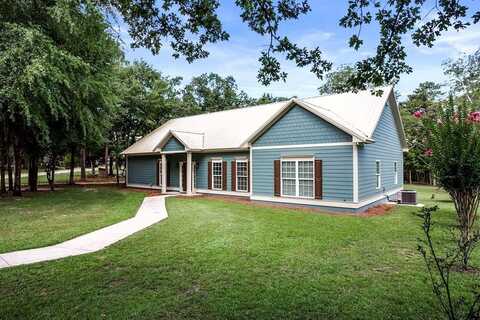 30 Lakepoint Dr, Fort Gaines, GA 39851