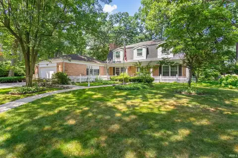 1600 Greenbrier Drive, Elkhart, IN 46514